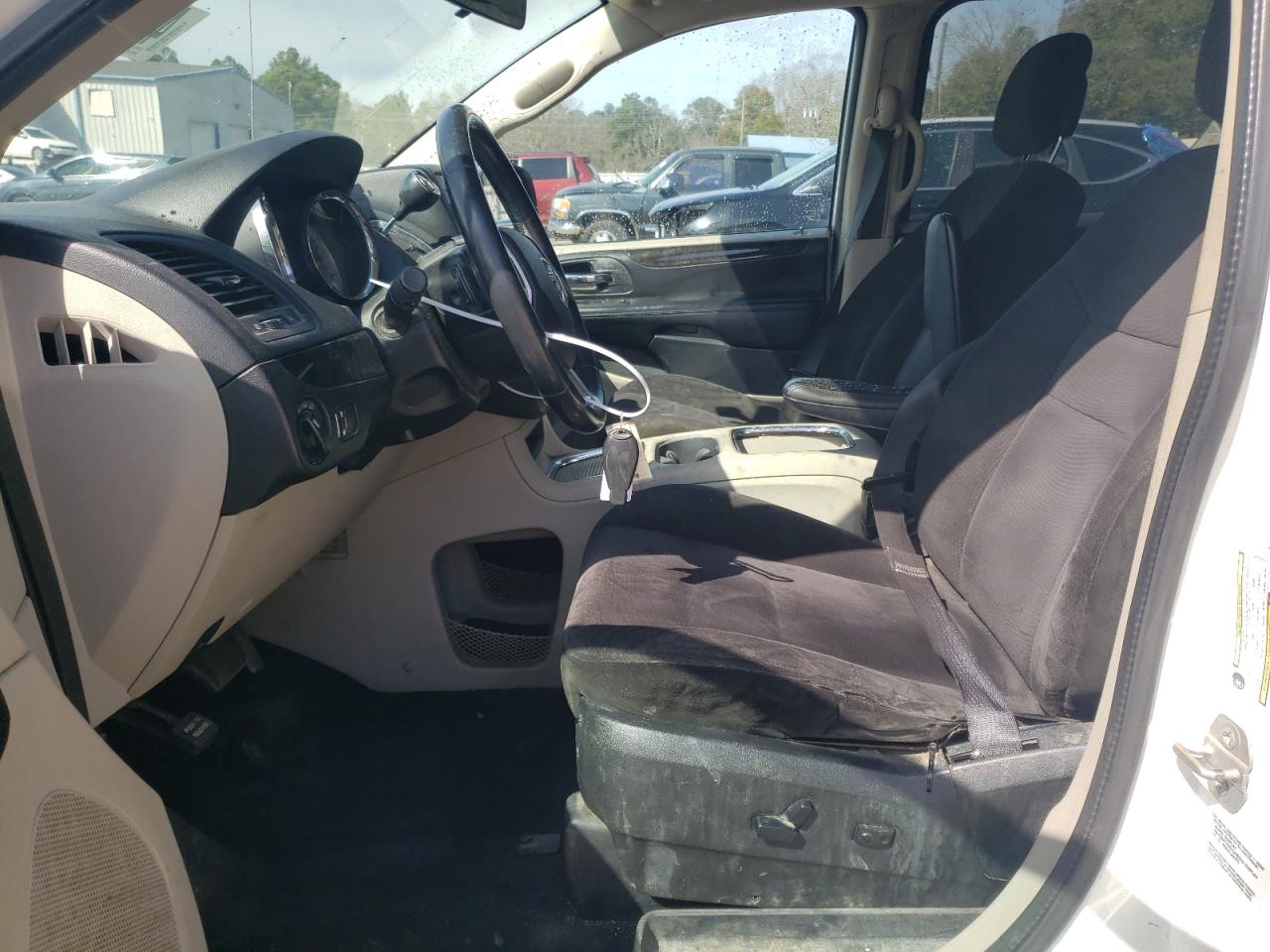 2015 Dodge Caravan - Image 7