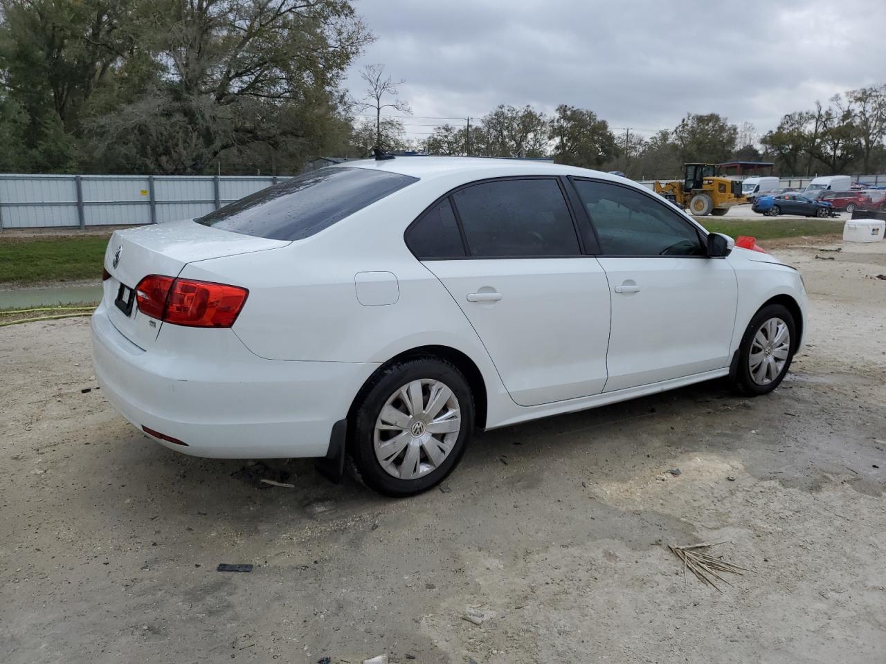 2014 Volkswagen Jetta - Image 3