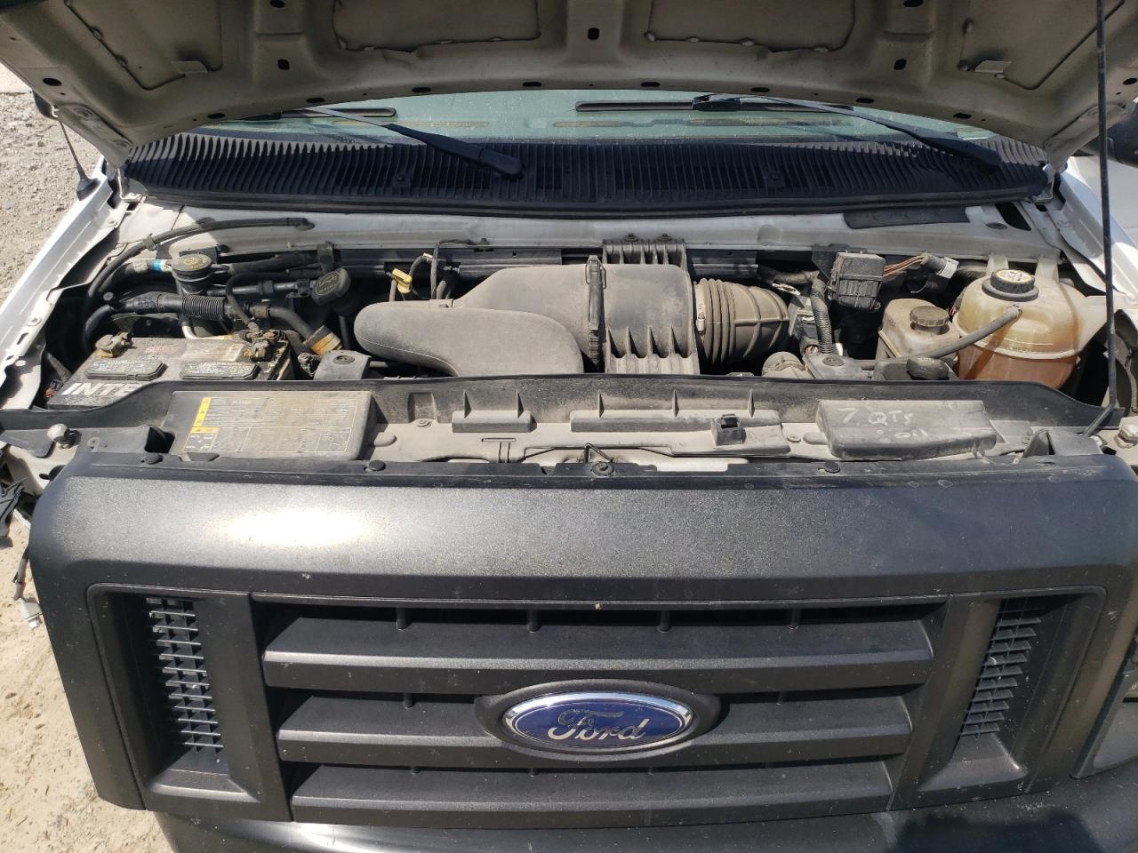 2008 Ford Econoline - Image 12