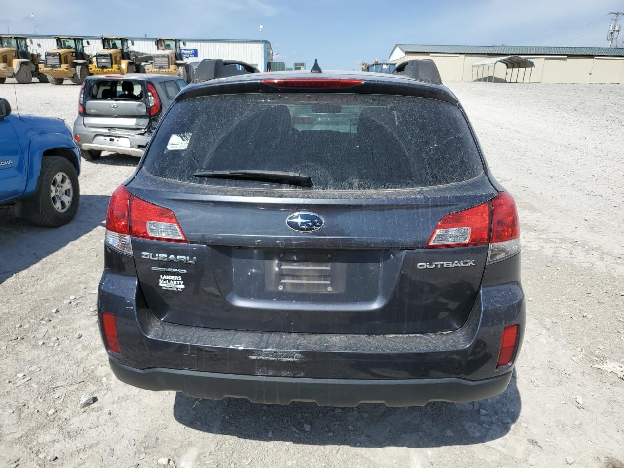 2013 Subaru Outback - Image 6