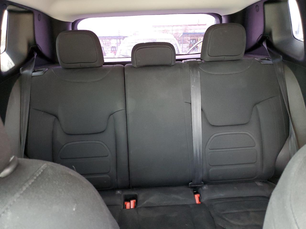 2018 Jeep Renegade - Image 10