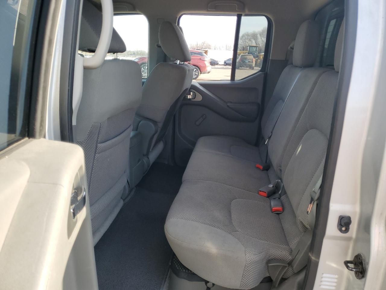 2012 Nissan Navara (Frontier) - Image 10