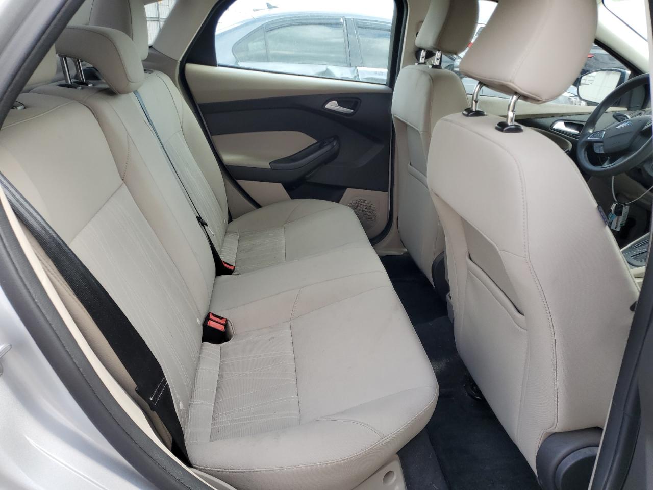 2015 Ford Focus - Image 10