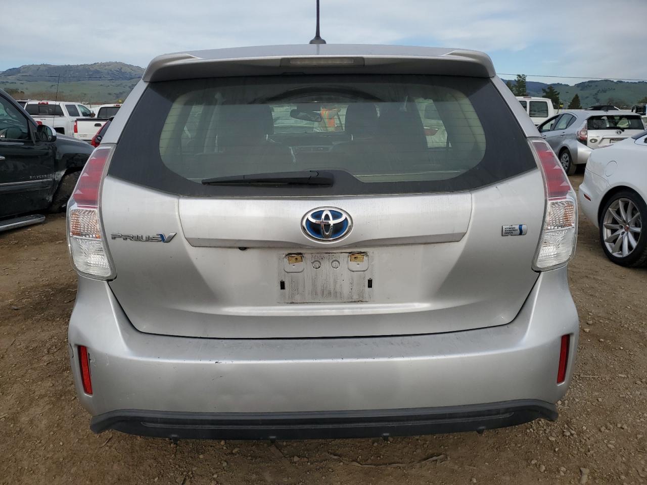 2015 Toyota Prius - Image 6