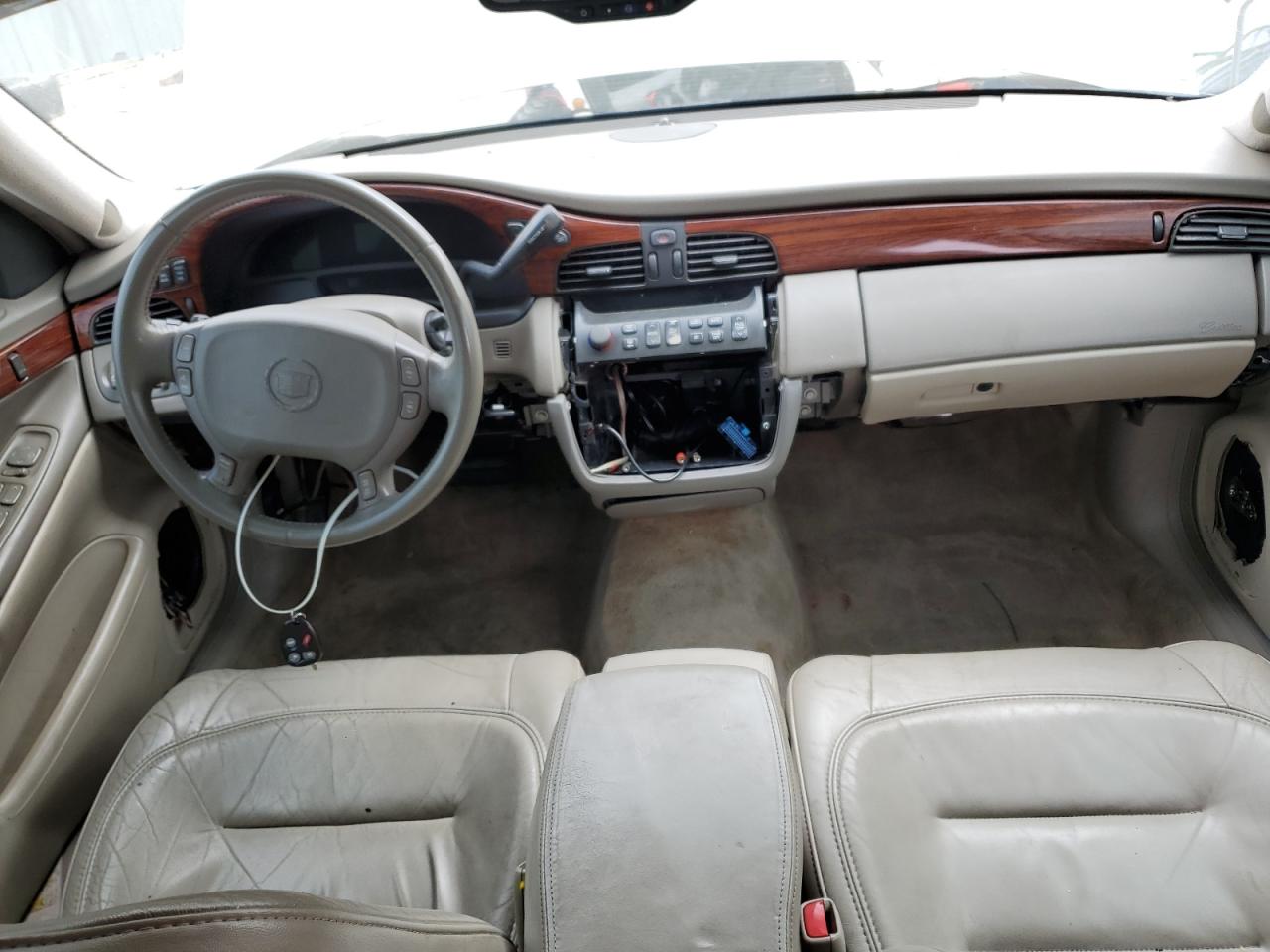 2003 Cadillac De Ville - Image 8