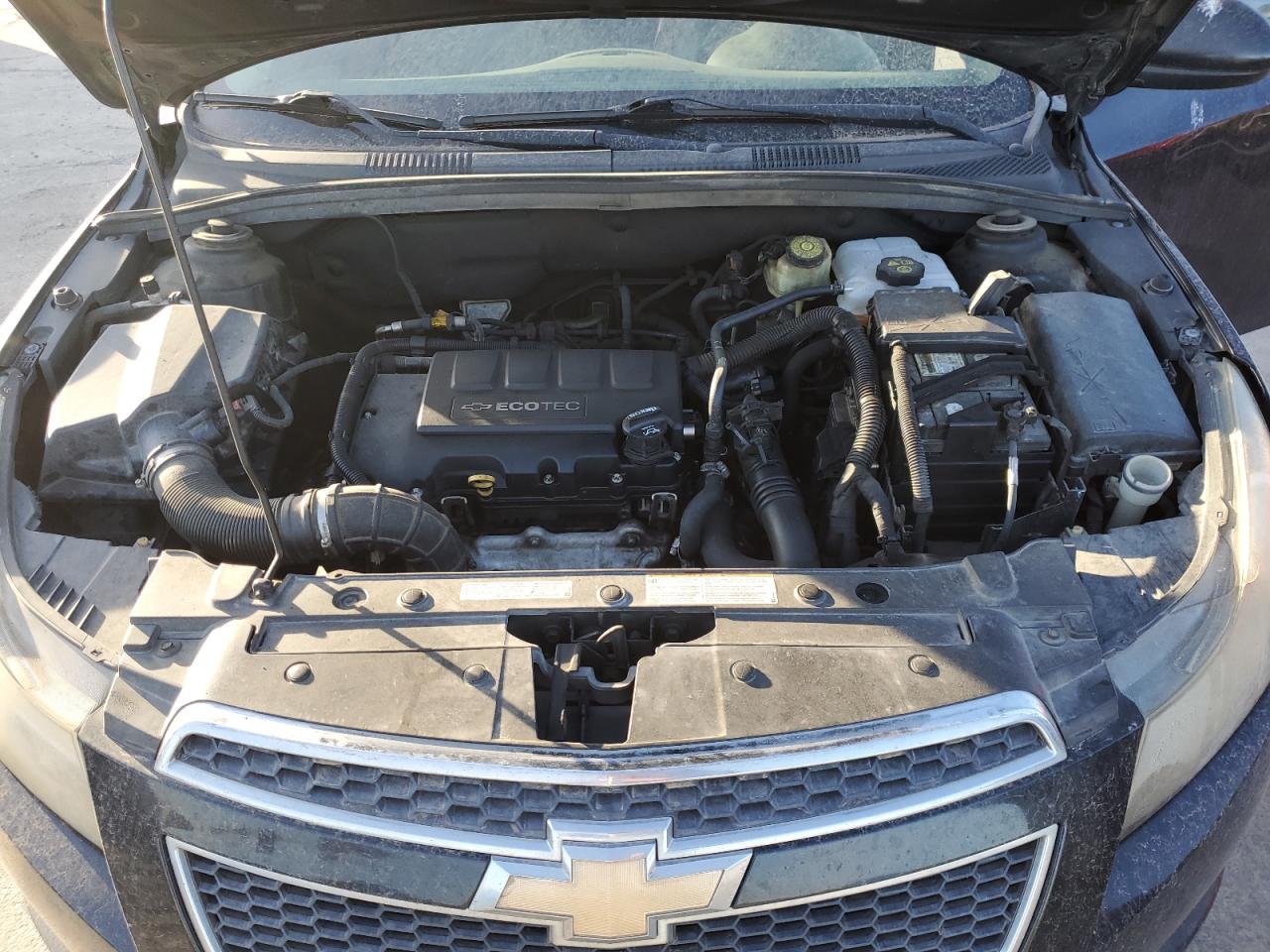 2012 Chevrolet Cruze - Image 11