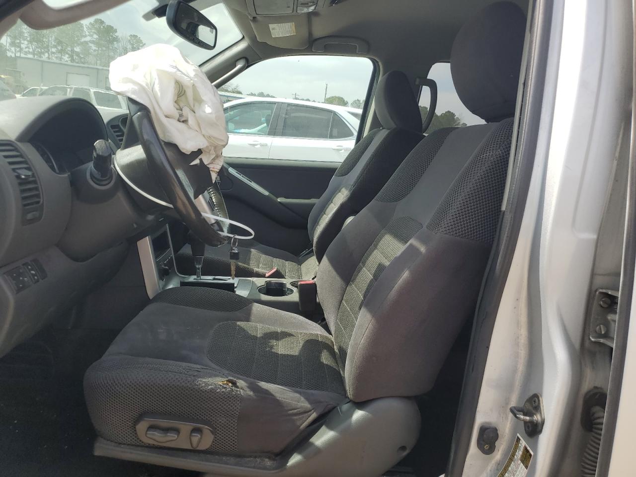 2010 Nissan Pathfinder - Image 7