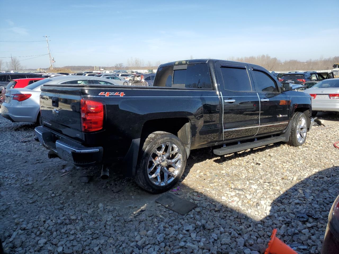 2014 Chevrolet Silverado - Image 3