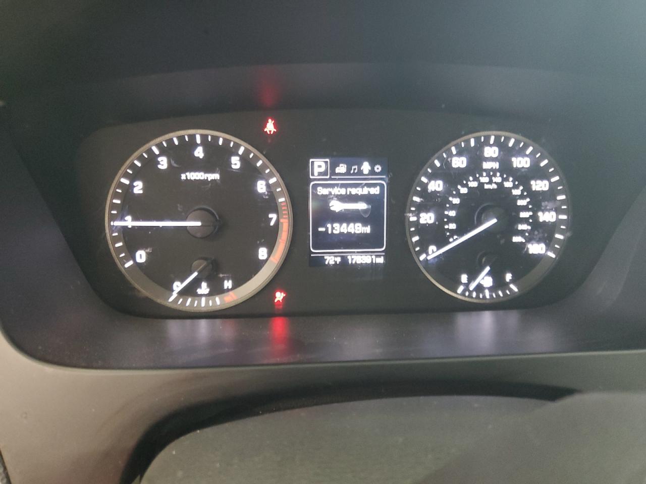 2017 Hyundai Sonata - Image 9