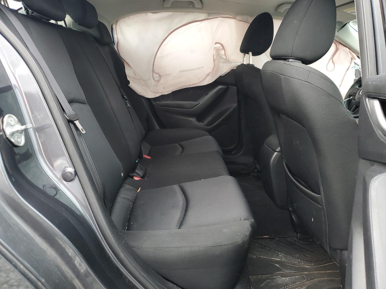 2014 Mazda 3 - Image 11