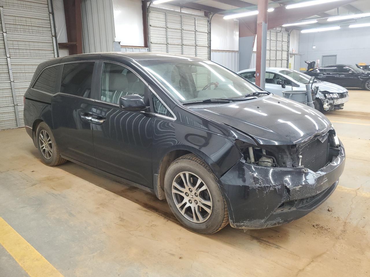 2011 Honda Odyssey - Image 4