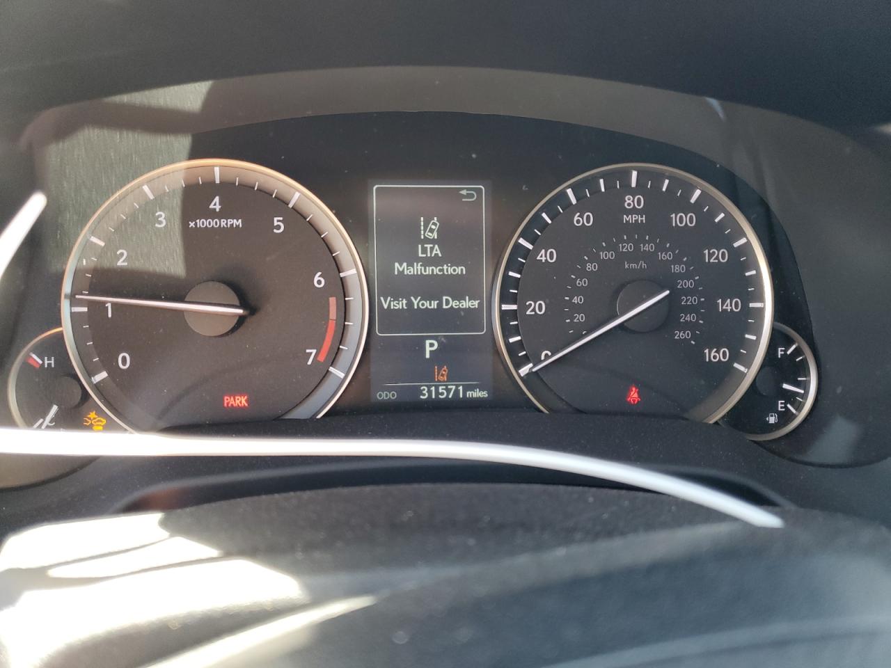 2022 Lexus RX - Image 9