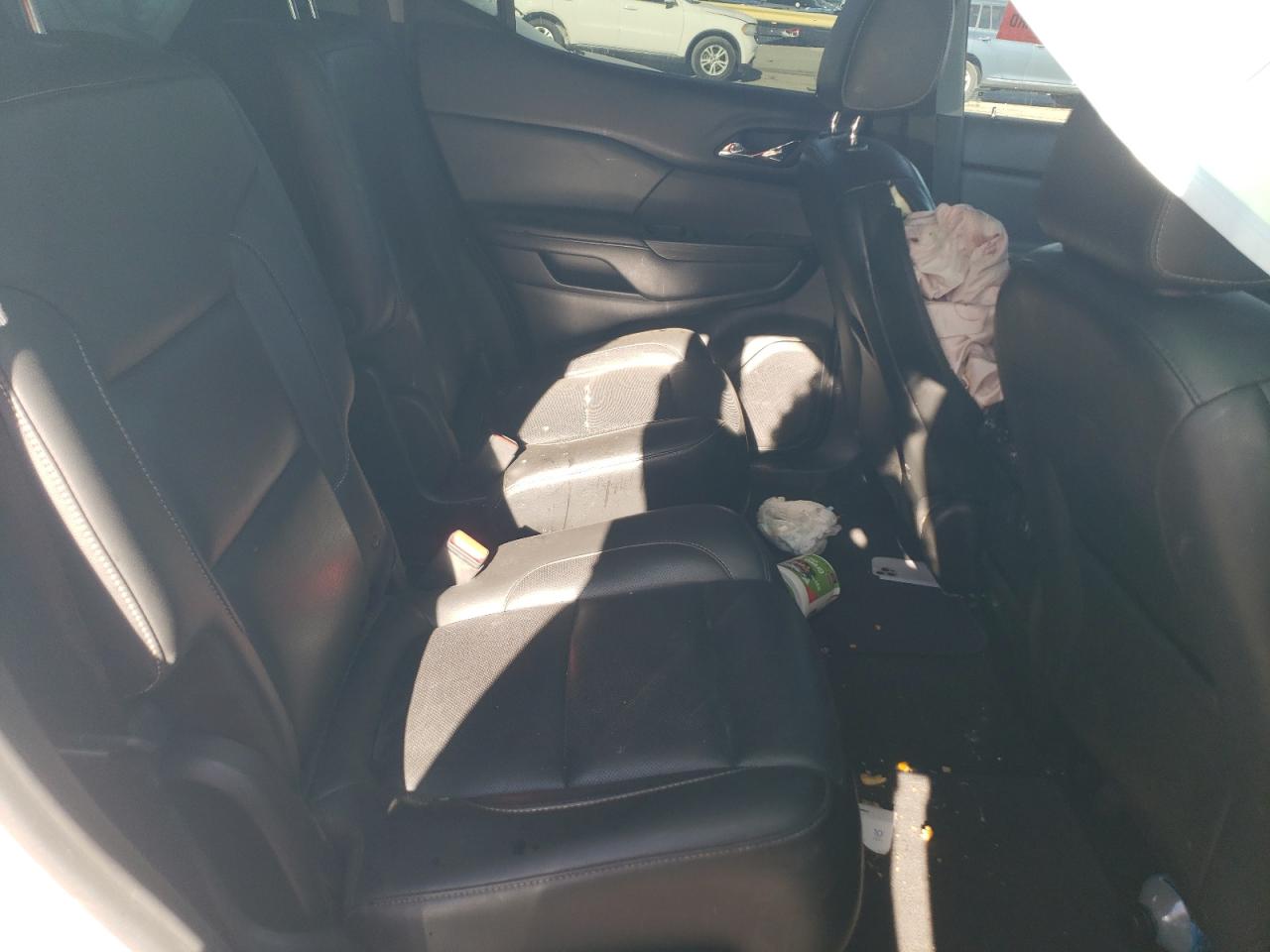 2018 GMC Acadia - Image 11