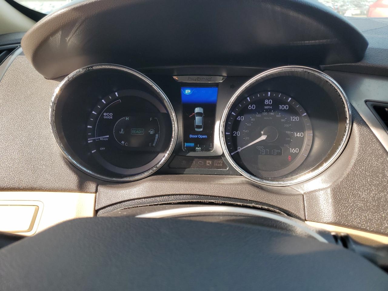 2015 Hyundai Sonata Hybrid VIN: KMHEC4A43FA127992 Lot: 49112545