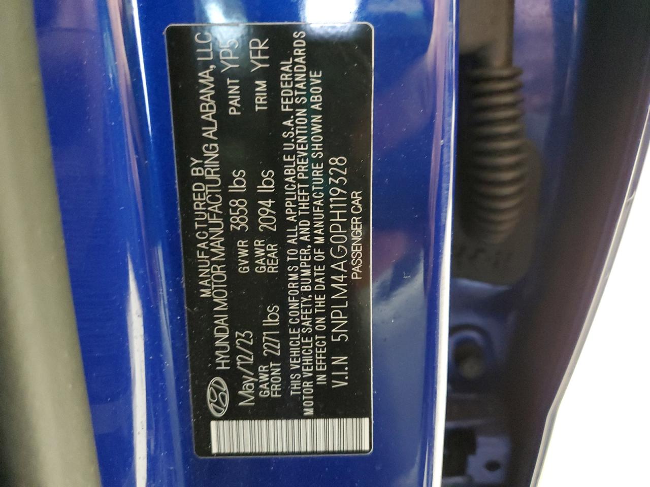 2023 Hyundai Elantra - Image 12