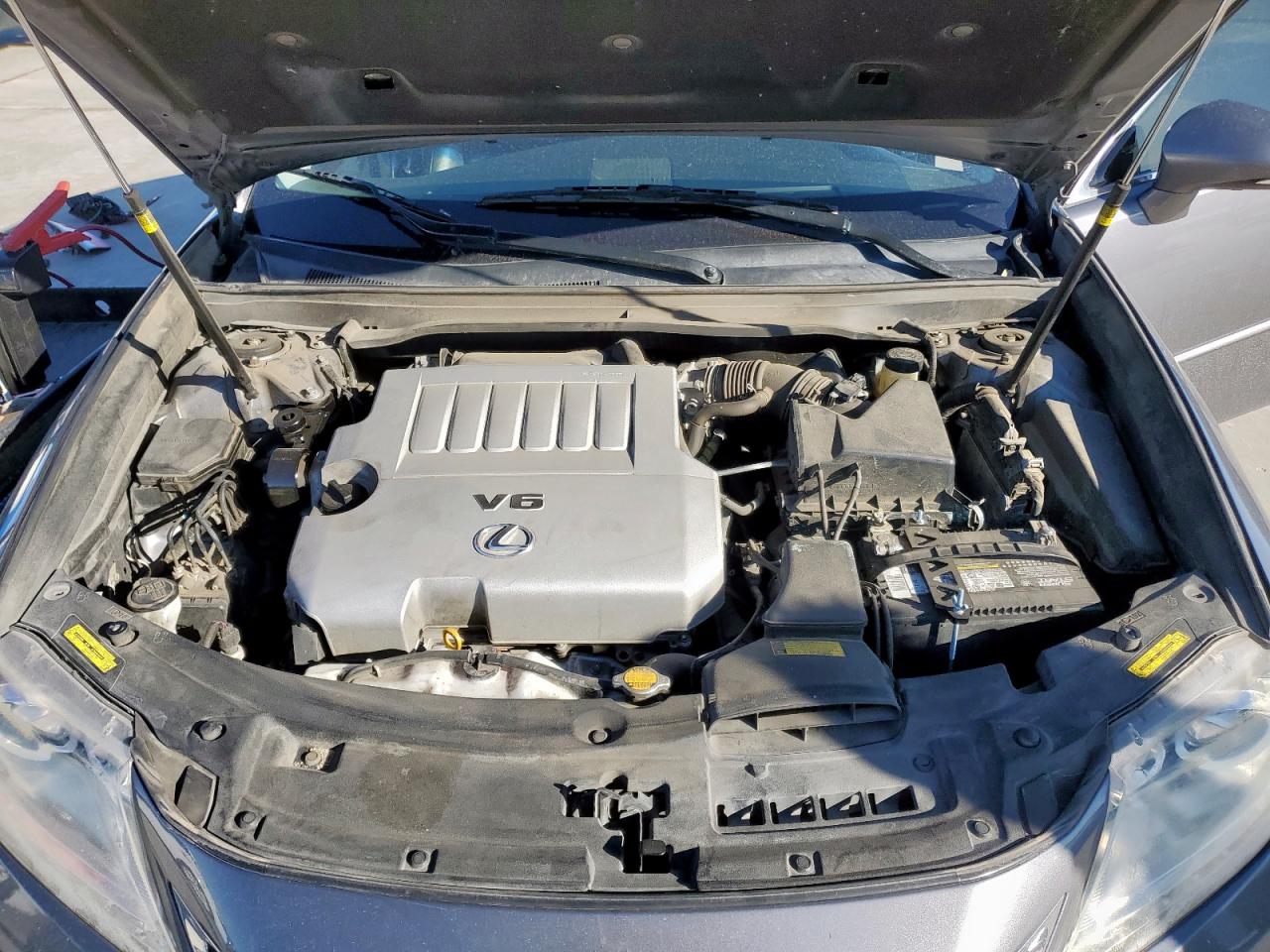 2013 Lexus ES - Image 11