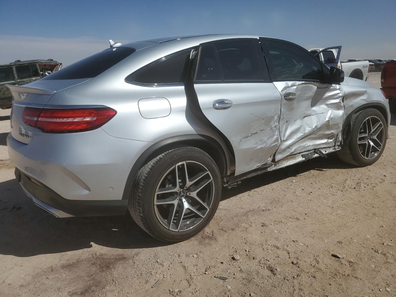 2017 Mercedes-Benz GLE - Image 3