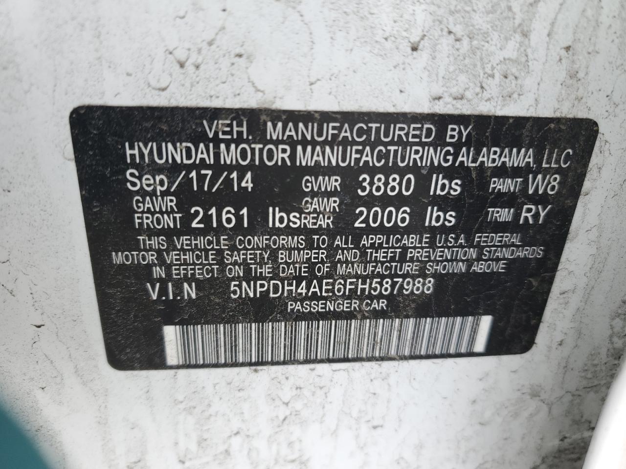 2015 Hyundai Elantra - Image 12