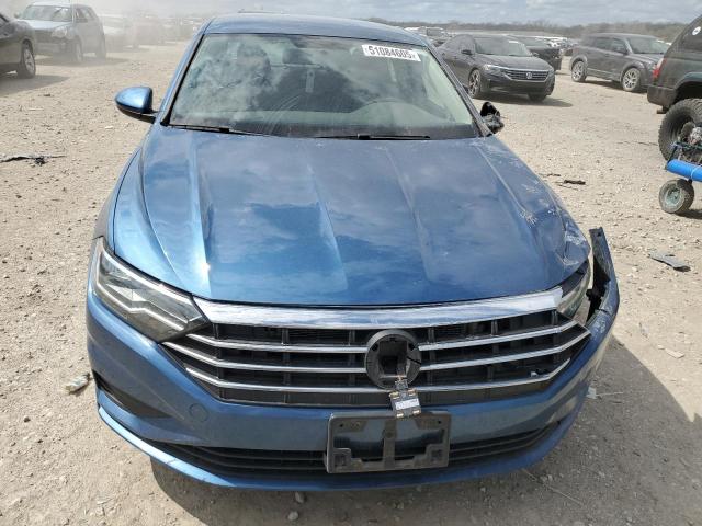  VOLKSWAGEN JETTA 2021 Синий