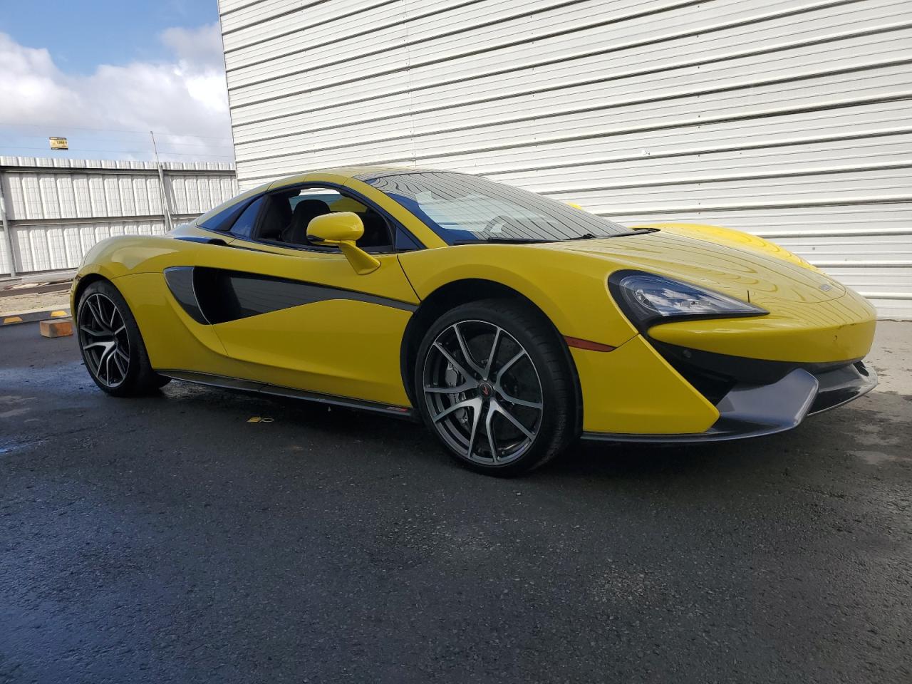 2018 McLaren 570S - Image 4