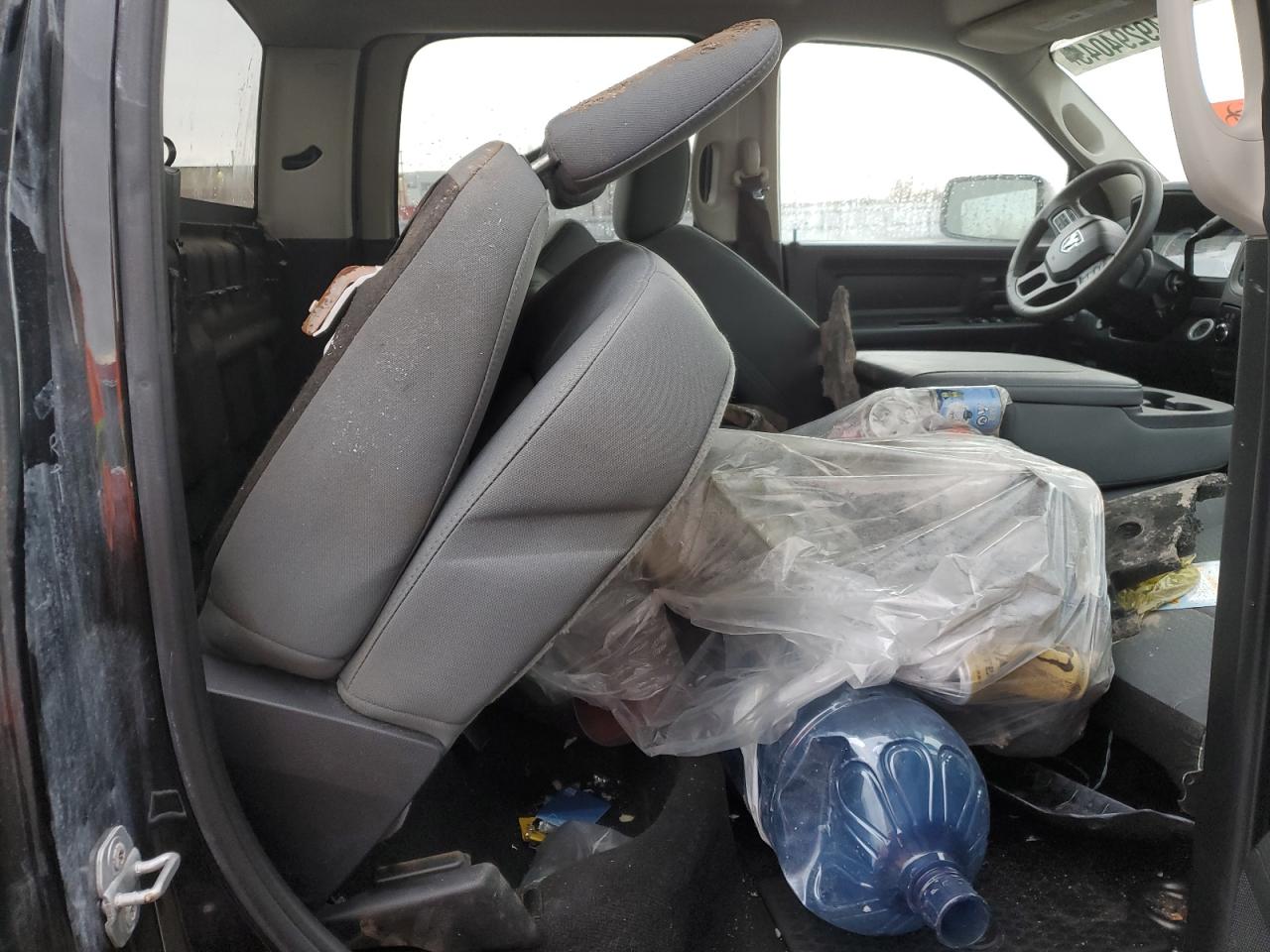 2015 Ram 1500 St VIN: 3C6RR7KT8FG543802 Lot: 85166275