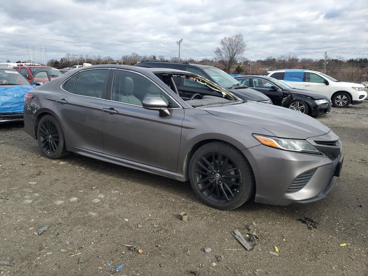 2018 Toyota Camry - Image 4