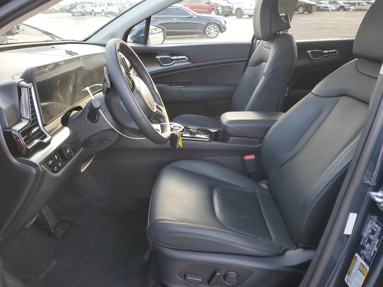 2024 Kia Sportage - Image 7