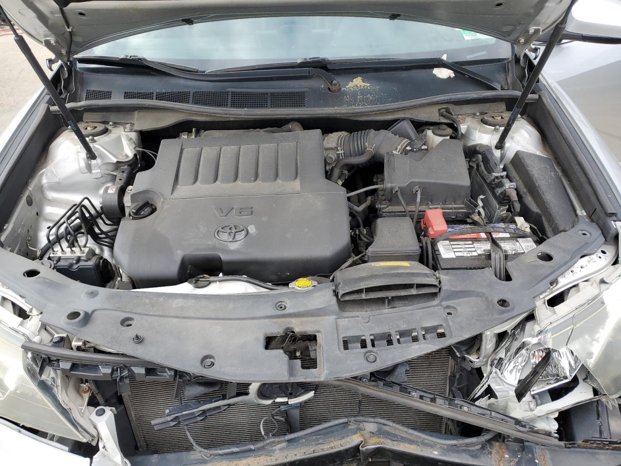 2014 Toyota Camry - Image 11