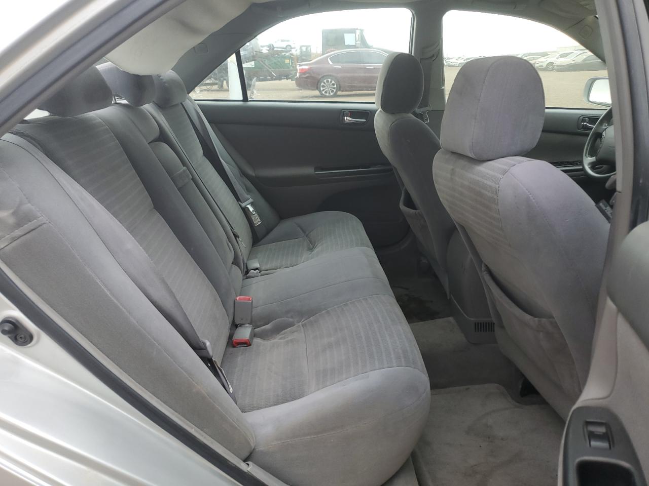2006 Toyota Camry - Image 10
