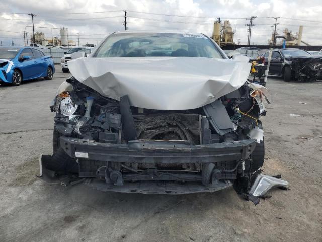 Седаны HYUNDAI ELANTRA 2016 Серебристый