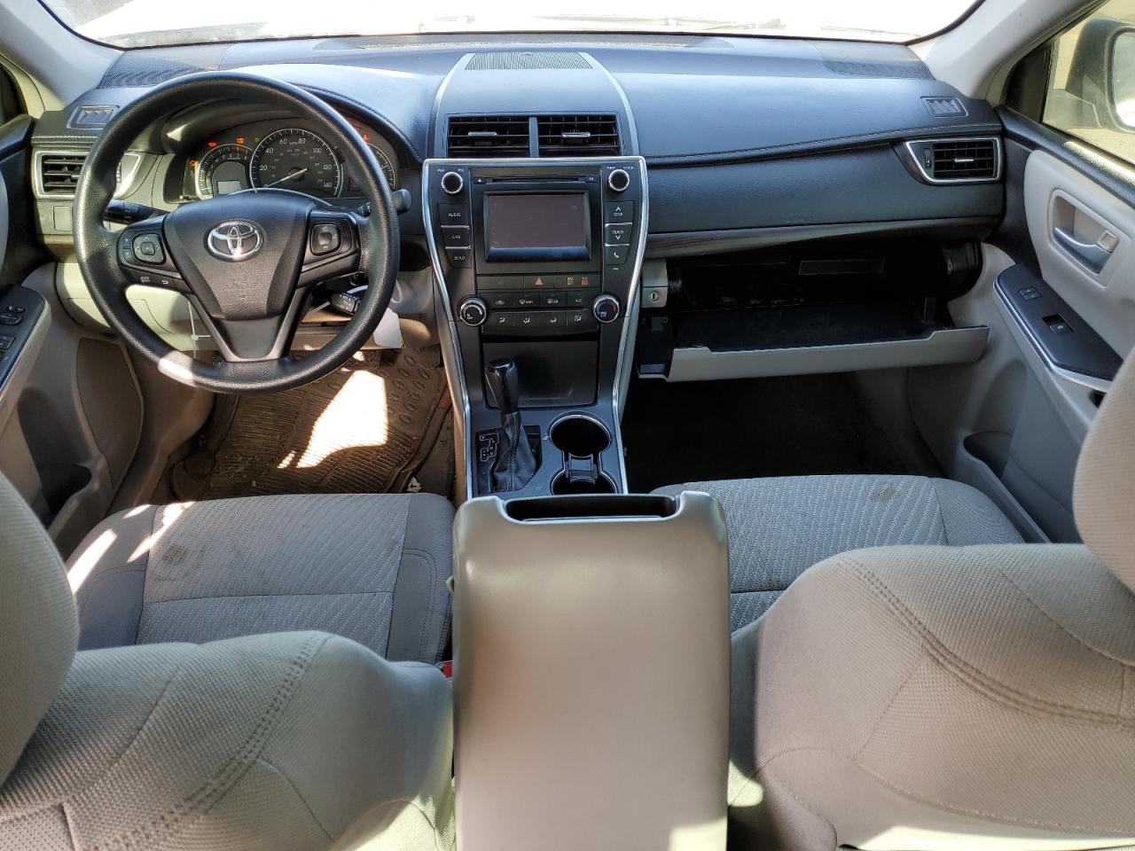 2015 Toyota Camry - Image 8