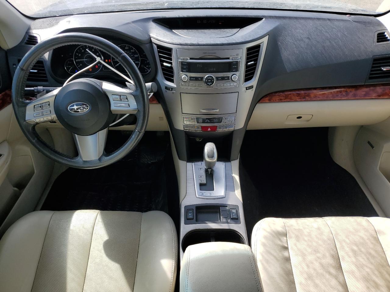 2011 Subaru Outback - Image 8