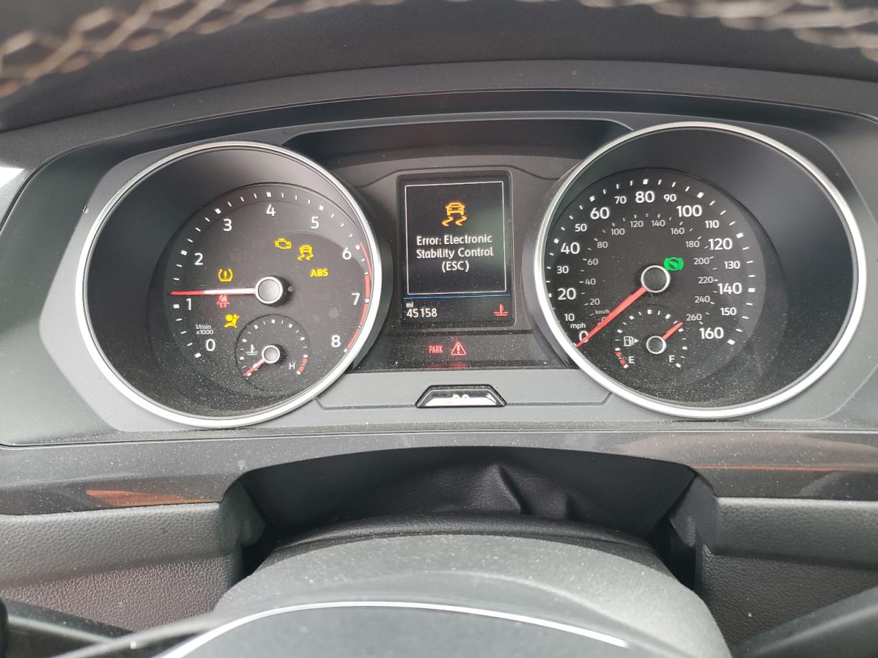 2021 Volkswagen Tiguan - Image 9
