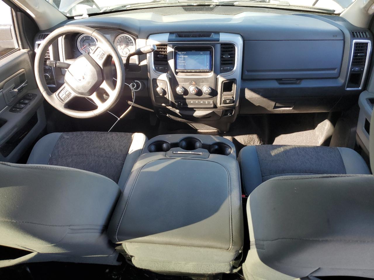 2017 RAM 3500 - Image 8