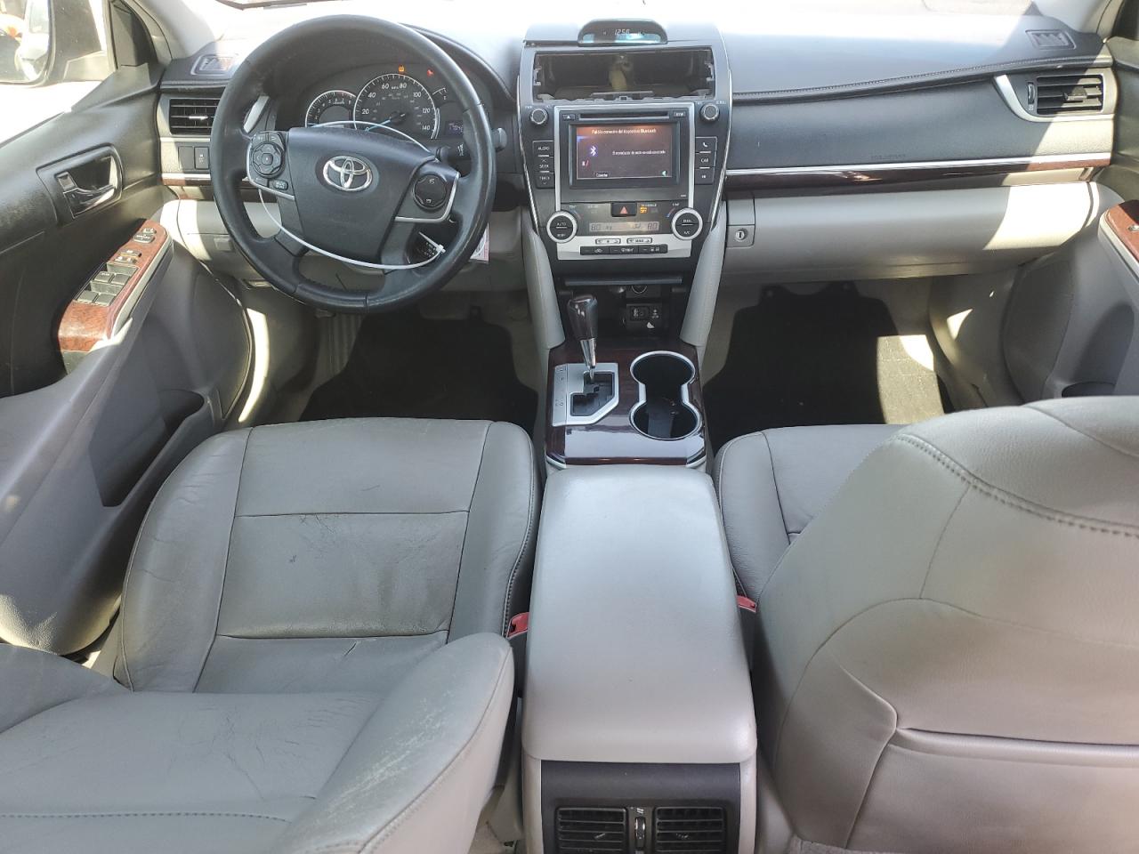 2014 Toyota Camry - Image 8
