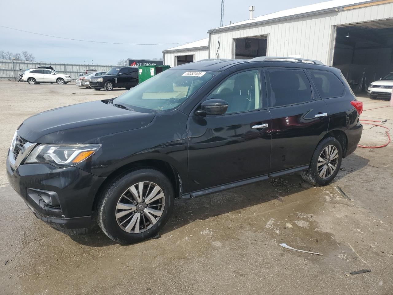 2019 Nissan Pathfinder - Image 1