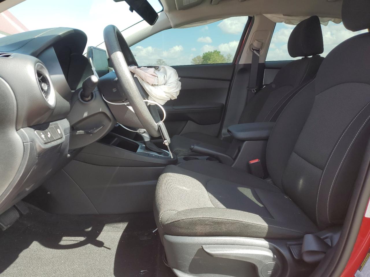 2024 Kia Forte - Image 7