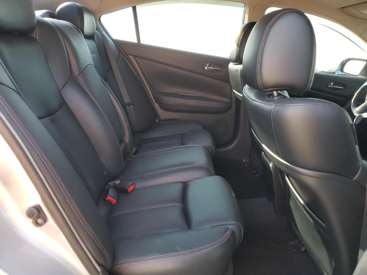 2009 Nissan Maxima - Image 10