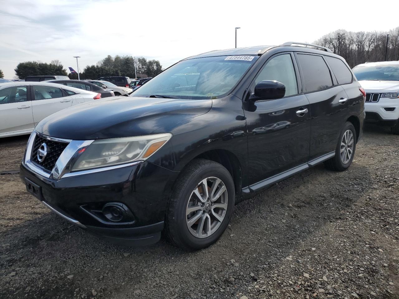 2013 Nissan Pathfinder - Image 1