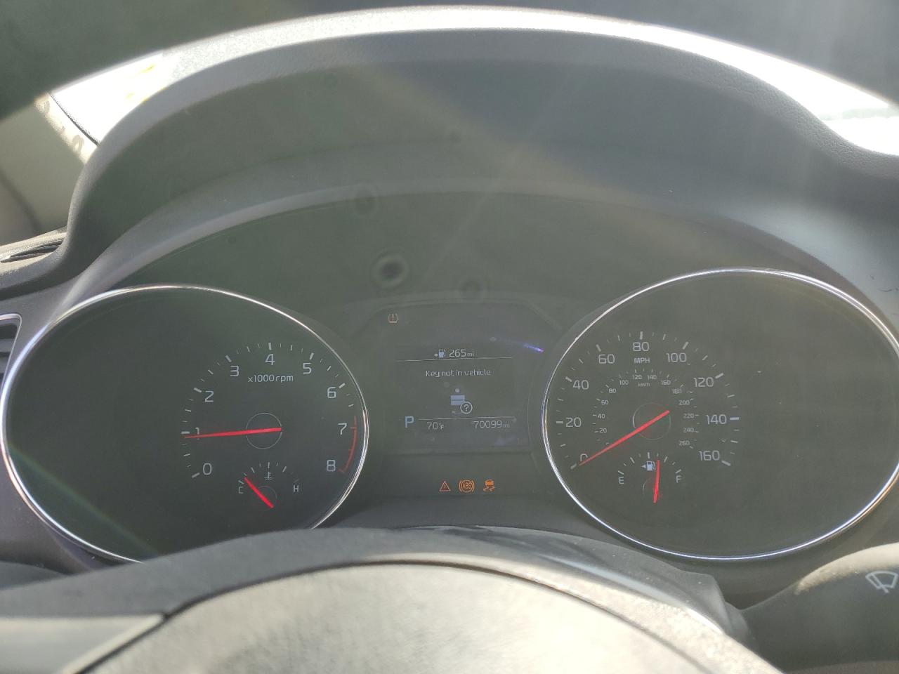 2021 Kia Sedona - Image 9