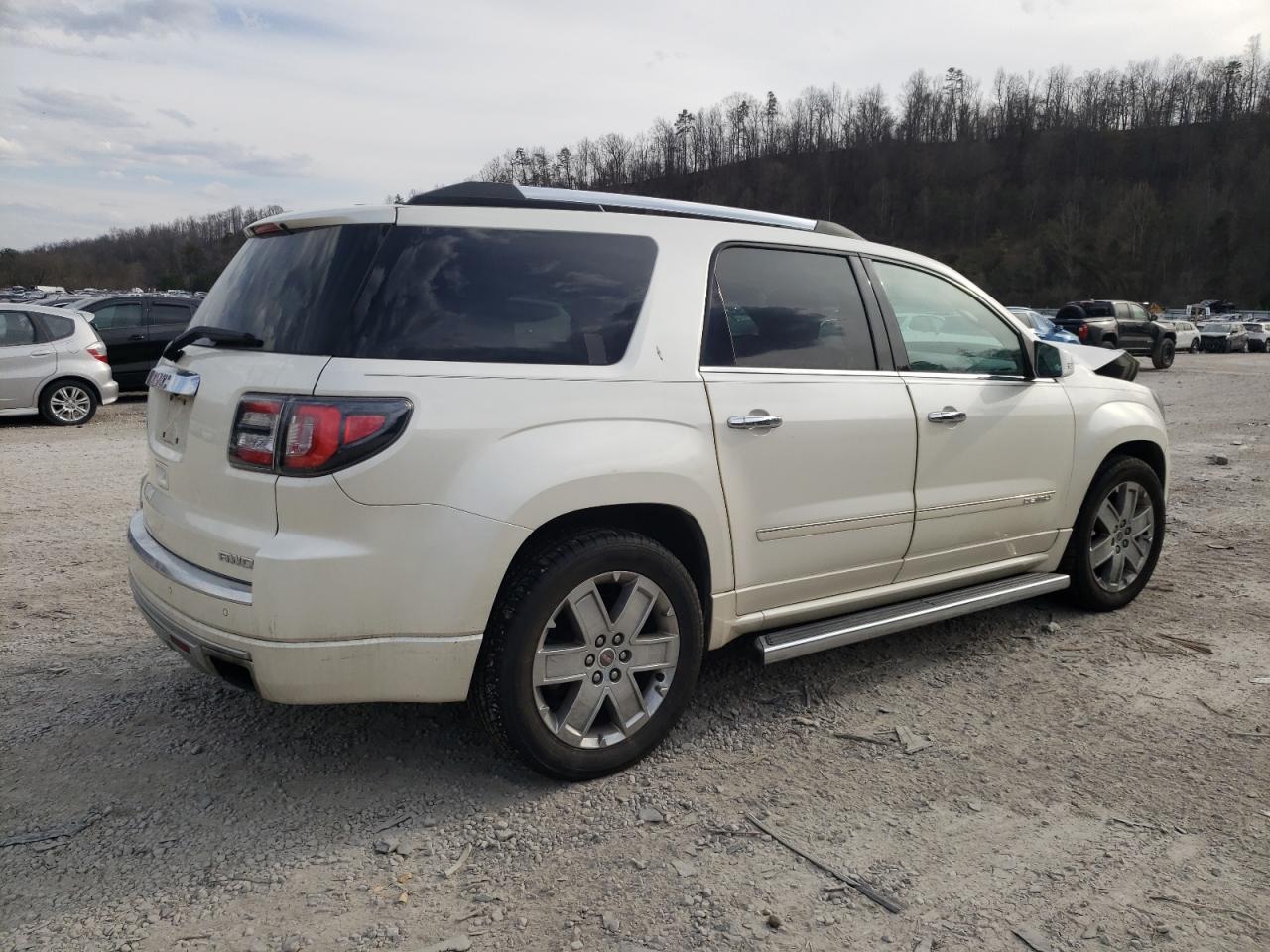 2015 GMC Acadia - Image 3