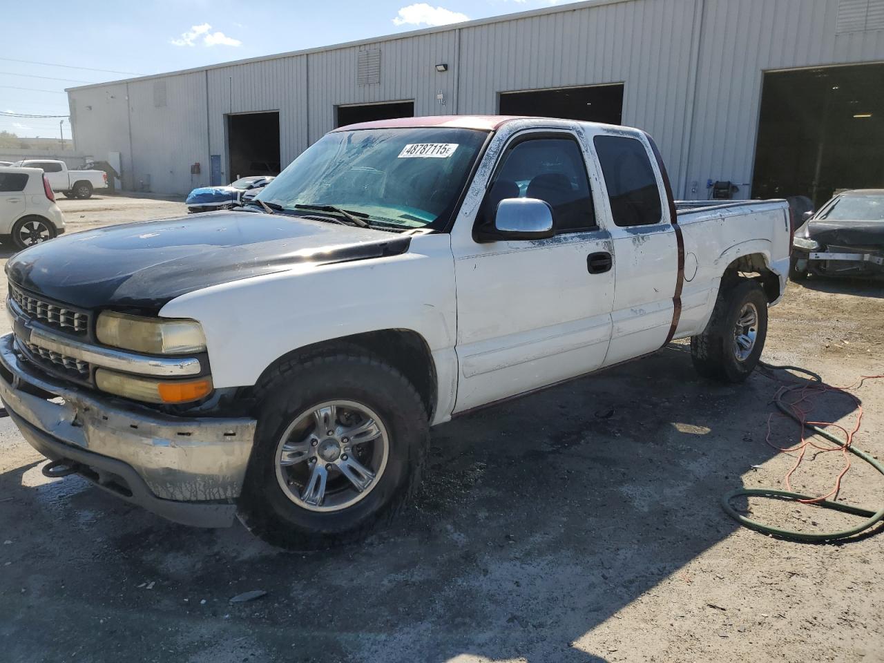 2001 Chevrolet Silverado - Image 1