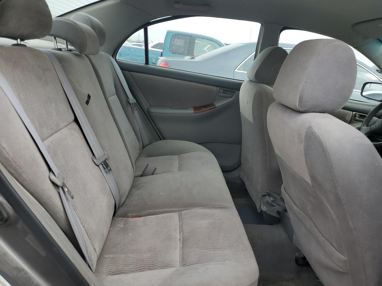 2005 Toyota Corolla - Image 10