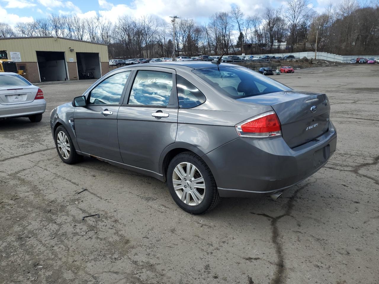 2009 Ford Focus - Image 2