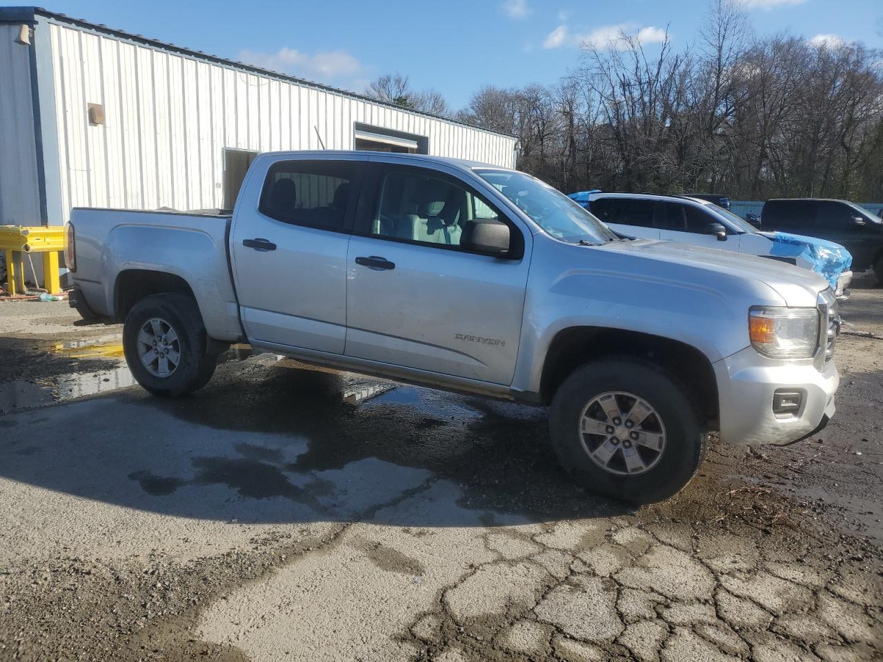 2016 GMC Canyon - Image 4
