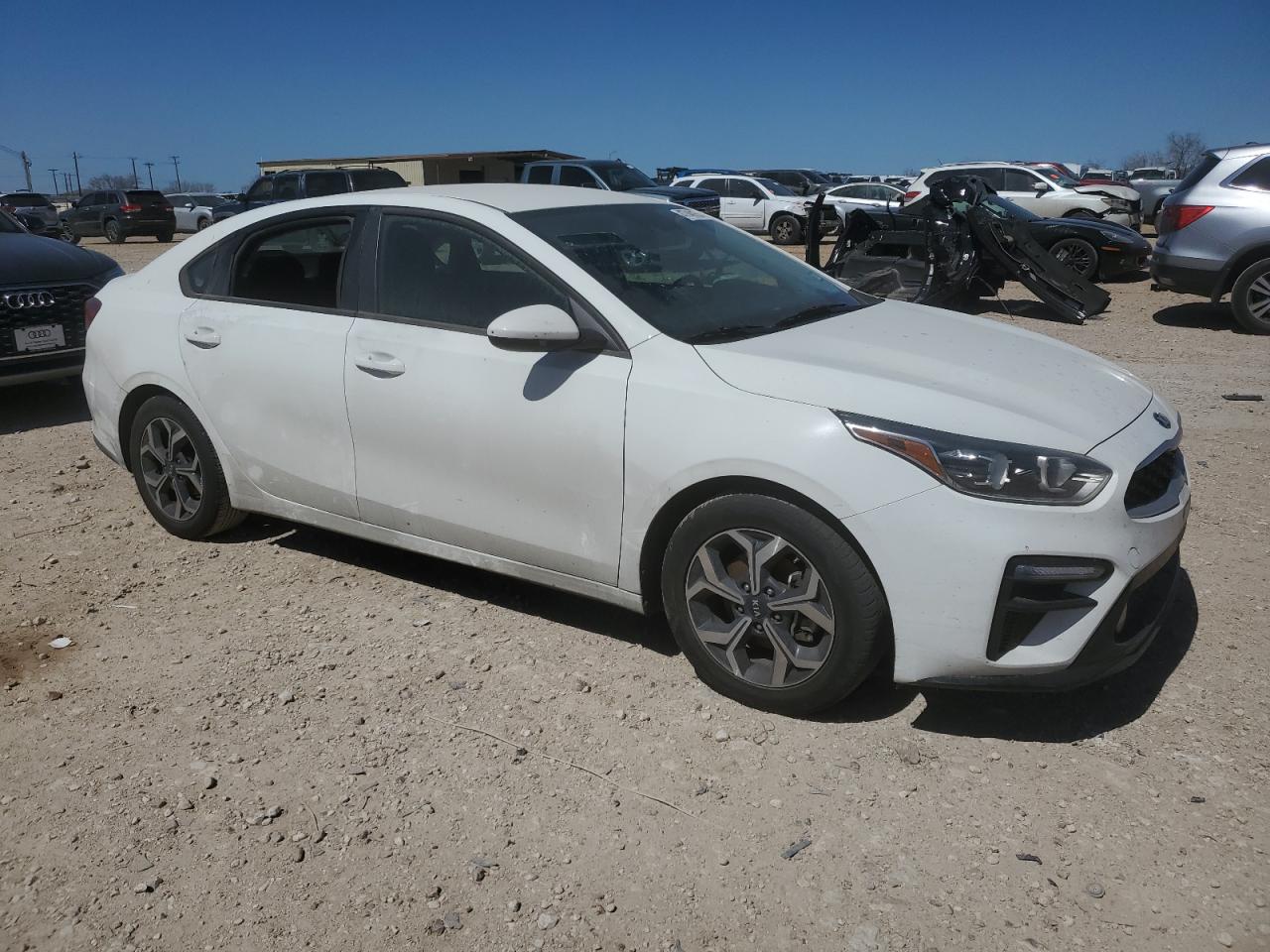 2021 Kia Forte - Image 4