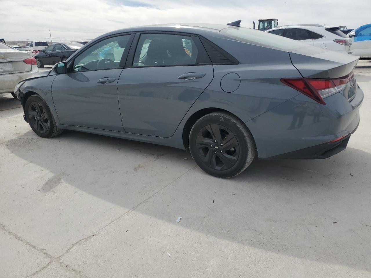 2021 Hyundai Elantra - Image 2