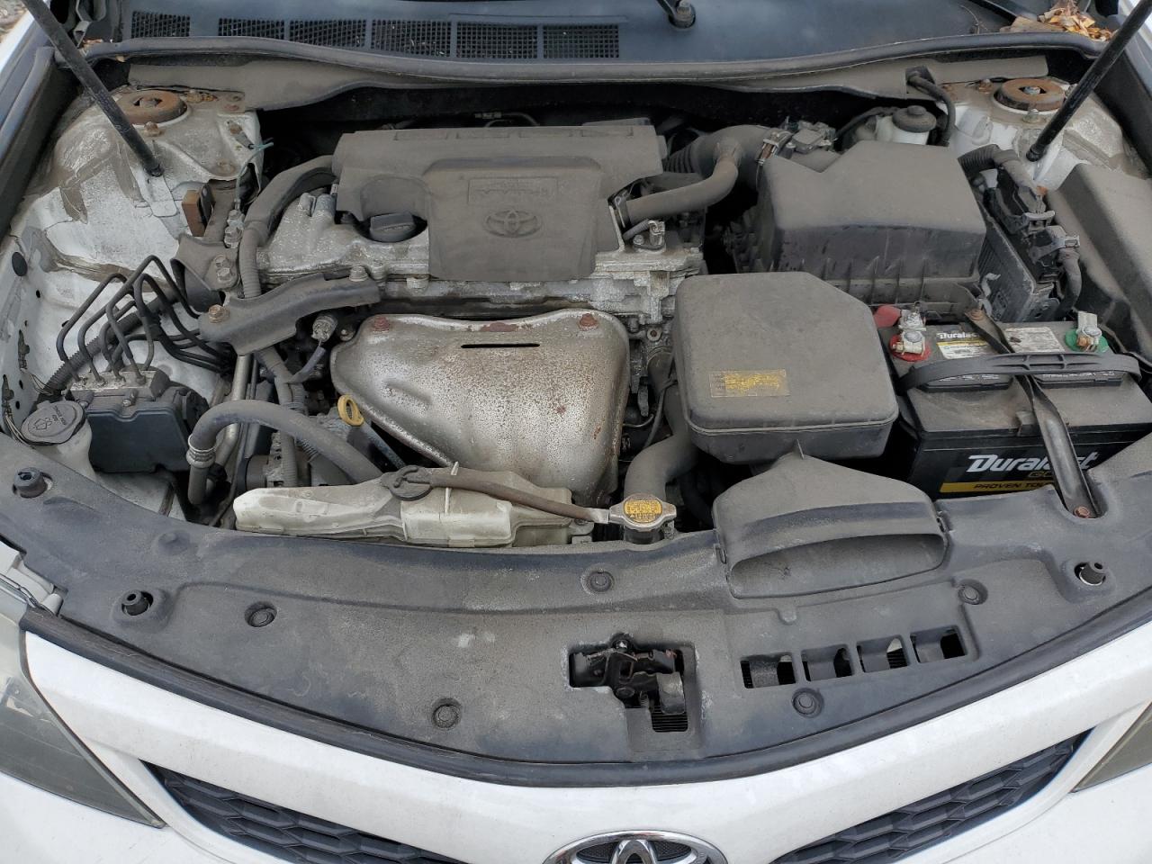 2014 Toyota Camry - Image 11