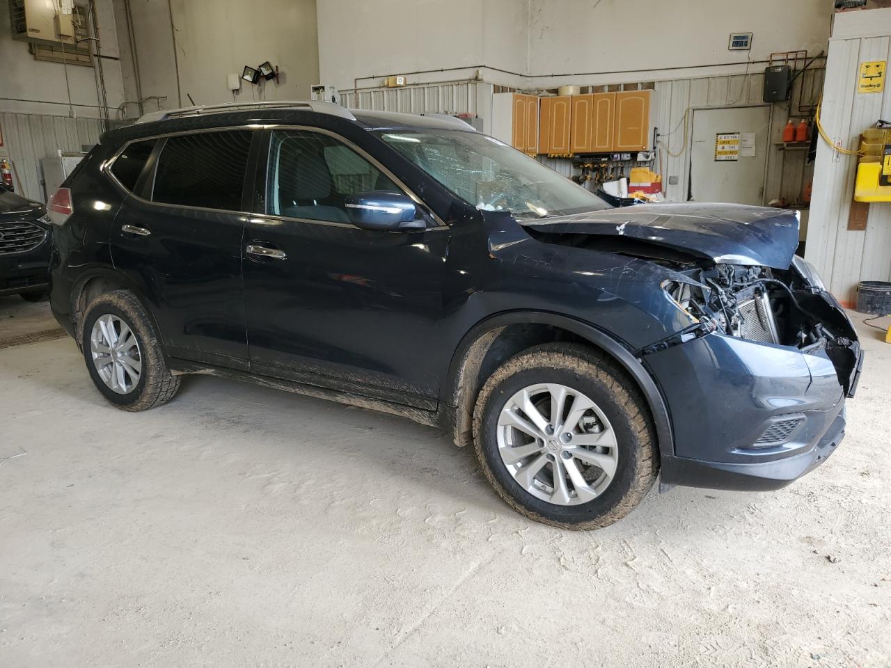 2015 Nissan Rogue - Image 4