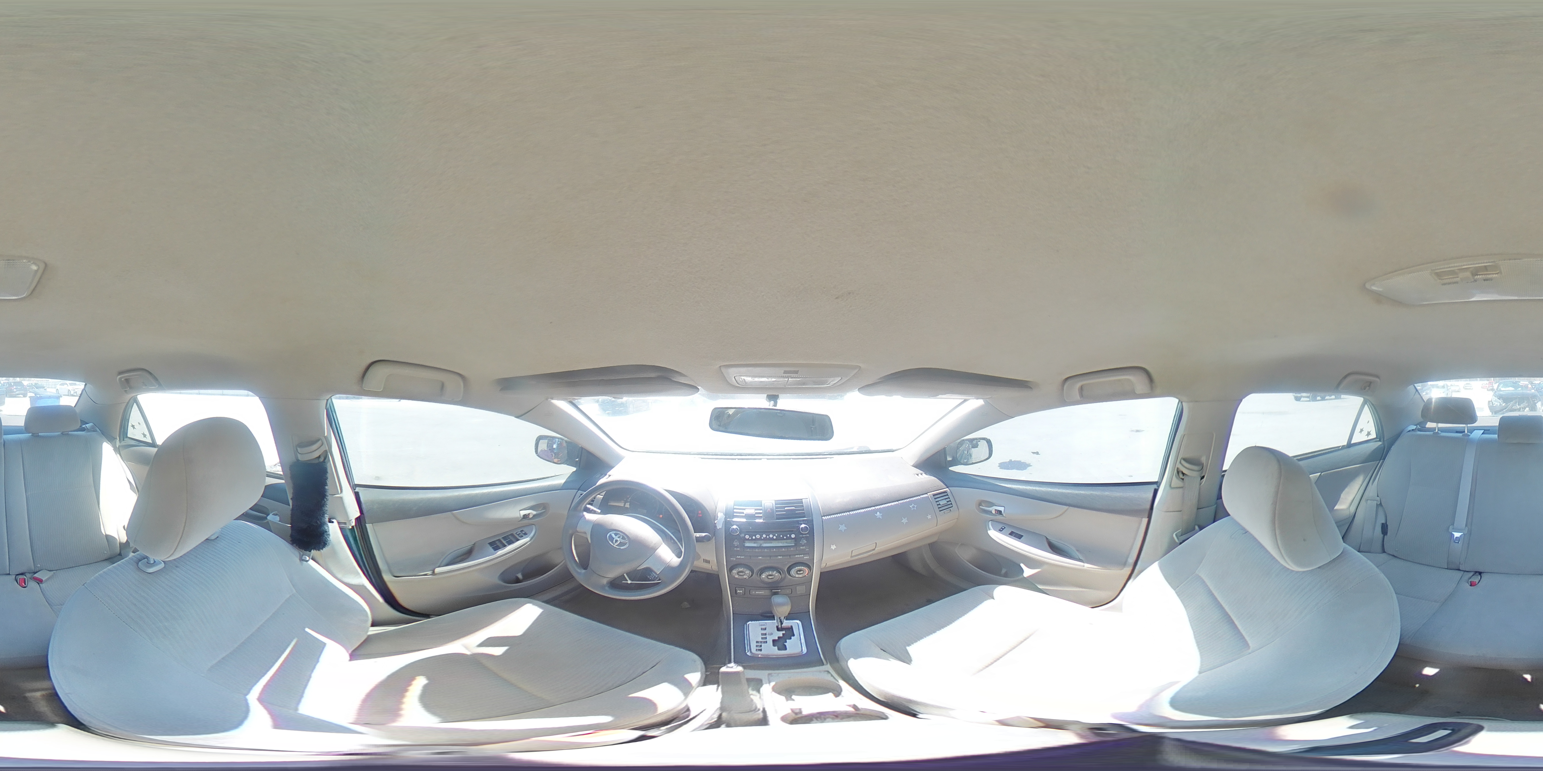 2010 Toyota Corolla - Image 13